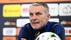 Roman Skuhravý se do Česka vrací po angažmá na Slovensku, kde vedl Podbrezovou a naposledy Košice