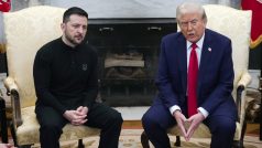 Volodymyr Zelenskyj a Donald Trump v Bílém domě