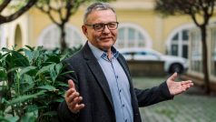 Lubomír Zaorálek. Bývalý ministr zahraničí, který zůstává v SOCDEM, ale ve sněmovních volbách bude hájit barvy hnutí Stačilo! v Moravskoslezském kraji. Je dvojkou na kandidátce za šéfkou komunistů Kateřinou Konečnou