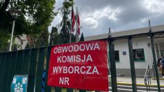 Označení volební místnosti v Polsku