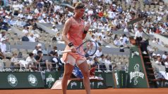 Marie Bouzková v osmifinále Roland Garros proti Coco Gauffové