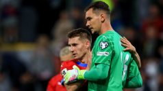 Michal Sadílek s brankářem Matějem Kovářem