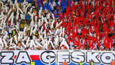 Čeští fanoušci během zápasu s Anglií na Euru do 21 let