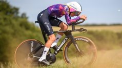 Česká cyklistka Julia Kopecký v časovce na mistrovství České republiky