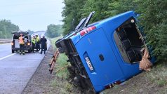 Nehoda autobusu na dálnici D2