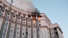 Rusové poprvé zasáhli ukrajinský úřad vlády v Kyjevě. Fotografie z oficiálního telegramového účtu ukrajinské premiérky Julije Svyrydenkové