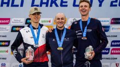 Metoděj Jílek (vlevo) skončil v první závodě sezony na druhém místě