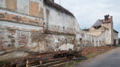 Ve čtvrtek, 24.6 kolem páté hodiny udeřil na Stebno bouřkový jev zvaný downburst.