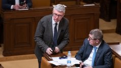 Karel Havlíček a Andrej Babiš v Poslanecké sněmovně