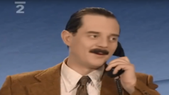 Petr Čtvrtníček jako moderátor satirické České sody z 90. let