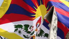 Tibetskou vlajku vyvěsily v Česku stovky radnic a desítky škol.