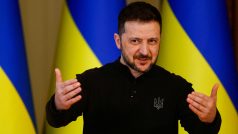 Ukrajinský prezident Volodymyr Zelenskyj během tiskové konference v Kyjevě 12. března 2025