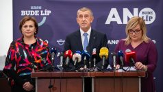 Předseda hnutí ANO Andrej Babiš na tiskové konferenci ve Sněmovně