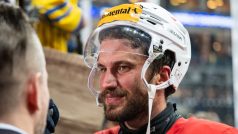 Kapitán Švýcarů Roman Josi po semifinálovém utkání rozdal řadu rozhovorů