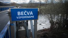 Řeka Bečva u Hustopečí nad Bečvou