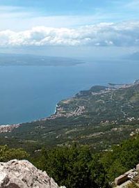 Pohled na letovisko Makarska,