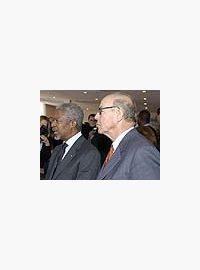Kofi Annan s Hansem Blixem