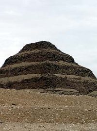 Stupňovitá pyramida v Sakkáře