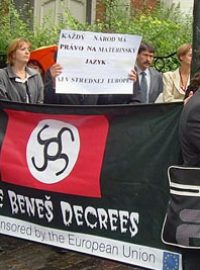 Protest Maďarů v Bruselu