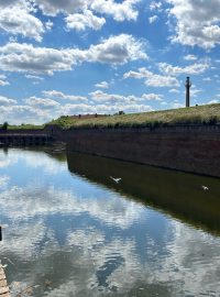 Terezín napouští pevnostní příkop