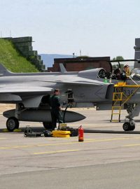 JAS-39 Gripen na základně v Náměšti