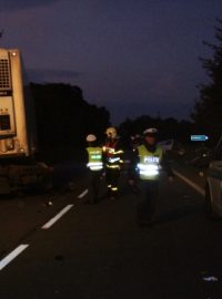 Tragická nehoda sanitky s kamionem