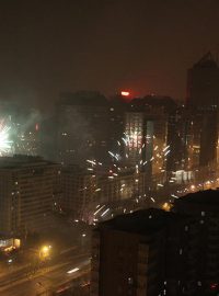 Peking přivítal rok tygra rachejtlemi