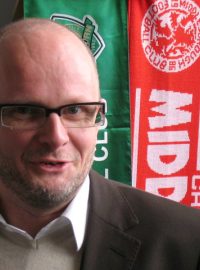 Simon Chadwick