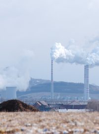 Průmyslová zóna Joseph leží na dohled od elektrárny Počerady.