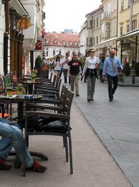 Zahrádky u restaurací a kaváren