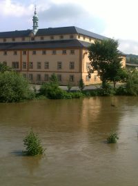 Povodně o víkendu ochromily také Českolipsko