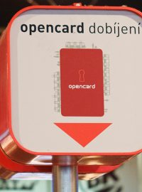 Dřívější ukazatel na dobíjení Opencard.