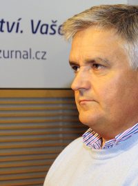 Předseda představenstva České fotovoltaické průmyslové asociace František Smolka vysvětlil problém novely zákona
