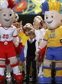 Polsko a Ukrajina představily maskoty pro fotbalové EURO 2012