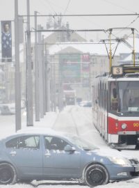Pražské ulice zasypané sněhem, 2. prosince 2011