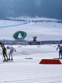 Bauer s Jakšem jsou na Tour de Ski v patách vedoucí čtveřici závodu na 20 km ve Val di Fiemme