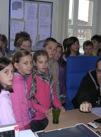 Školáci ze Základní školy v Hořicích ve studiu ČRo HK