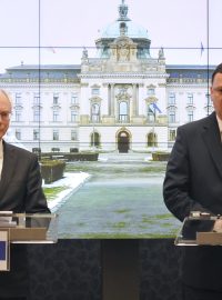 Prezident Evropské unie Herman Van Rompuy a premiér Petr Nečas