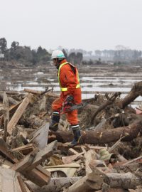 Japonsko po zemětřesení a vlnách tsunami