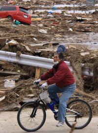 Japonsko po zemětřesení a vlnách tsunami