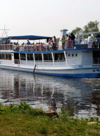 Loď Porta Bohemica 1 u Žernosek