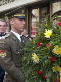 Pietní akt s kladením věnců k 66. výročí Kětnového povstání českého lidu