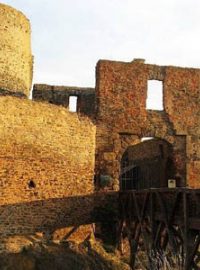 Na hradě Krakovec bude odhalena nová socha Jana Husa