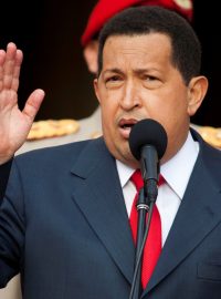 Venezuelský prezident Hugo Chávez se vrací léčit na Kubu.