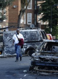 Ráno v ulici v londýnské čtvrti Hackney
