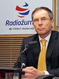 Jan Švejnar, ekonom