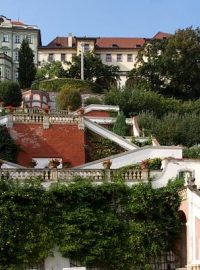 Palácové zahrady jsou častým cílem mnoha turistů