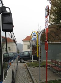 Nový Knín - zastávka na autobusovém nádraží