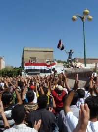 Demonstranti v Sýrii protestují proti prezidentu Asadovi