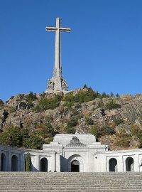 Do Údolí padlých jezdí ve všední dny jen málokdo. Pro turisty je oficiálně nepřístupné